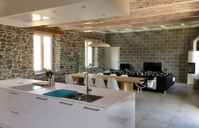 Charming Family Home in Achet - Foto 12