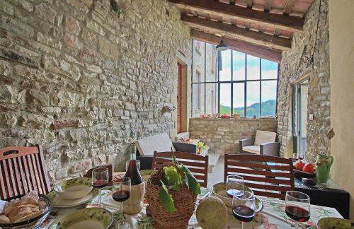 Farmhouse in Apecchio with Pool and Terrace - Foto 28