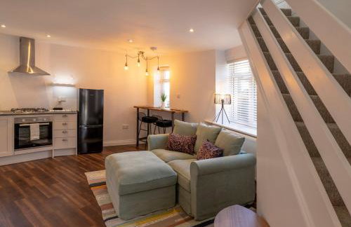 Cosy Cottage for Couples, Parking, 3 Min 2 Beach - Foto 1