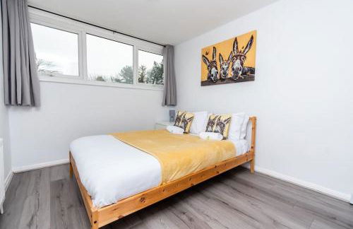 The Wheelhouse, 3 bed sleeps 6, Parking and wi-fi - Foto 3