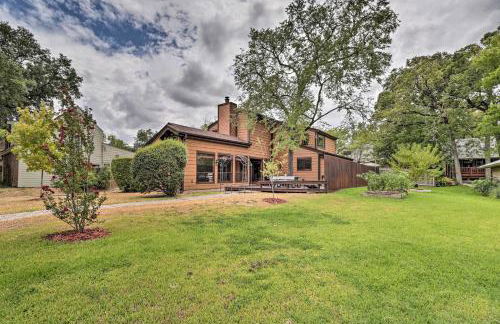 Bryan Home with Deck and Yard about 4 Mi to Texas A and M! - Photo 28