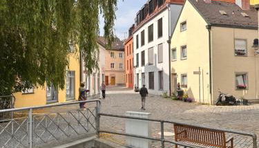 Stadtflair Freising - moderne Wohnung im Zentrum - Foto 2
