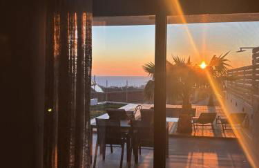 Sea View Sunrise Luxury Apartment - Foto 31