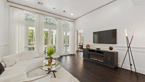 Luxury Mansion in The Woodlands TX with Heated Pool, Spa, BBQ & Basketball Court - Foto 5