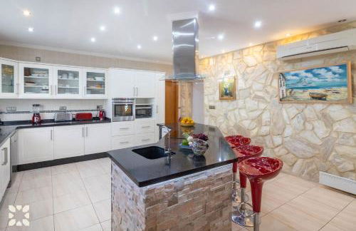 Villa Airlie by Abahana Villas - Photo 16