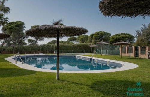 Preciosa casa con piscina y golf - Foto 20