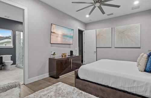 Luxury 6BR Villa w Pool & Cinema 4mi to Disney - Foto 66