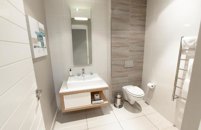 The Residences At Crystal Towers - Foto 18