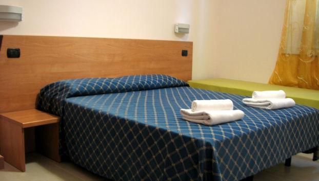 Friendship Place - Photo 3, Chambre