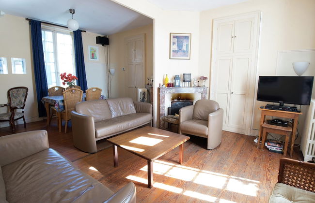 Unique Holiday Home in Saint-honore-les-bains With Garden - Foto 1