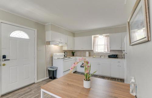 about 1 Mi to the Strand! Couples Retreat in Galveston - Foto 9