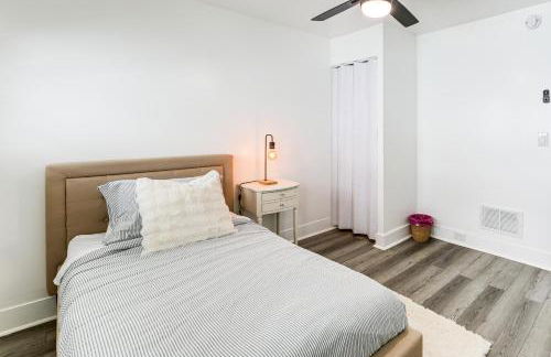 Walkable and Modern! Syracuse Home Near Campus - Foto 19