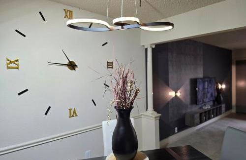 Stylish Galleria Condo 2BR 2BA Saltwater Pool Marquee Uptown - Foto 21