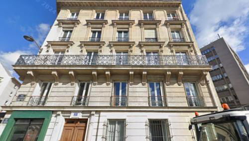 APPARTEMENT CHALEUREUX ARTISTIQUE QUARTIER GARE DU NORD - GARE DE L'EST et GRANDS BOULEVARDS - Foto 2