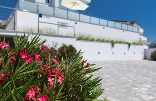 Villa Supernus with Heated Pool - Foto 43