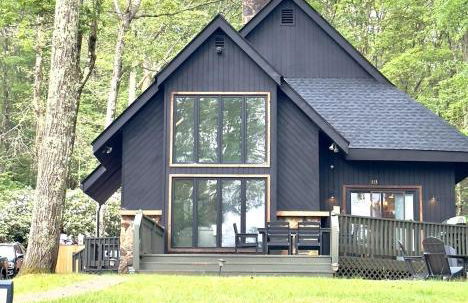 Italy Inspired Lakeview Chalet with Hot Tub - Foto 29