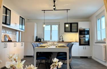 Modernes Ferienhaus mit Kochinsel, Garten, 2 Parkplätze inkl, 4-8 Pers - Foto 9