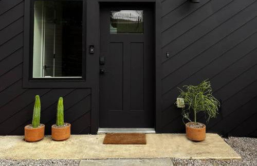 5 Min to UT, Congress - Modern Home in DT East ATX - Foto 21