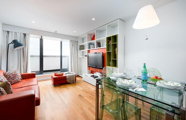 Two Bedroom Flat With Balcony in Central Wimbledon by Underthedoormat - Foto 8