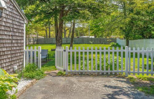 Cottage Oasis by Lake with Kayaks Fire Pit and a Huge Yard - Foto 28