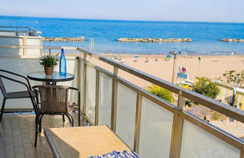 Terrazzo Panoramico Fronte Mare Zamponi - Foto 10
