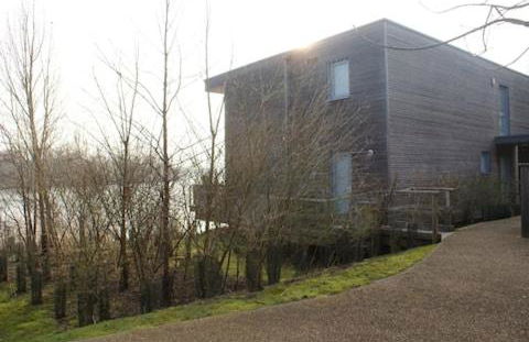 Luxury Lakeside House at Lakes by Yoo - Photo 10