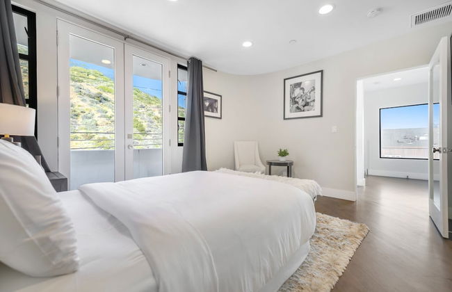 Malibu Oasis - Photo 2