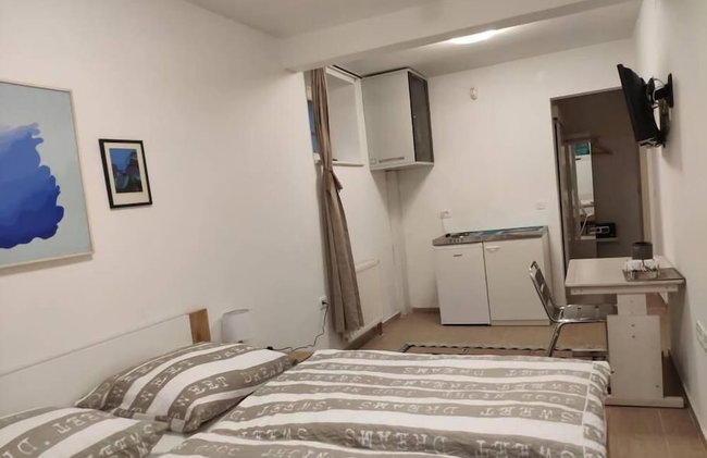 Budget room Hotel Vila Katrca - Foto 3