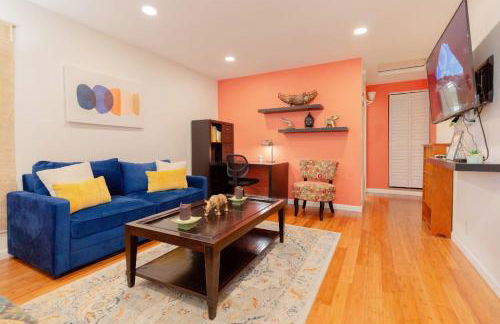 Redwood Place in Heart of Silicon Valley - Photo 1