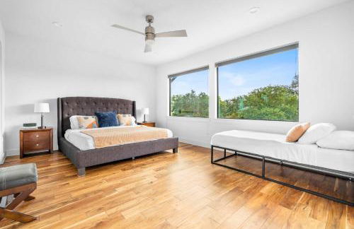 Walk to Restaurants & Entertainment on East Side - Foto 32