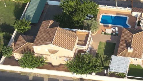 Villa Loli, Chalet con piscina, cerca de la playa y la ciudad - Photo 5, Garden, sunbed, Garden view