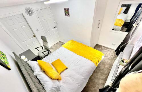 Home away from home - Photo 8