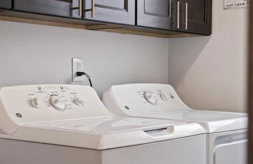 1mile to ArenaGonzagaetc WD, off st parking - Foto 19