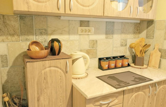 Chic and Elegant Flat Near Beach in Montenegro - Photo 12