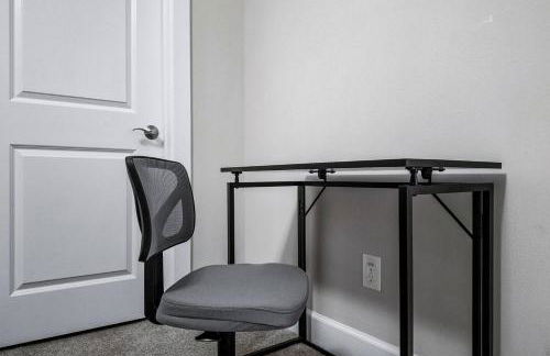 Spacious 3BR/BBQ/Yard/9 min to Downtown & Med Ctr - Foto 28