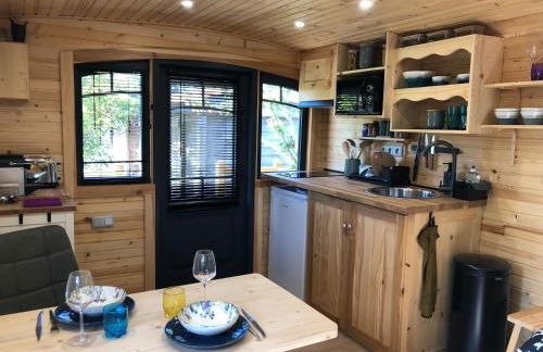 Roulotte Gîtes O bien-être massage Spa Séjour bien-être en hébergement insolite roulotte Karantez ou en gîtes Melon ou Yock à 800 m des plages - Foto 9