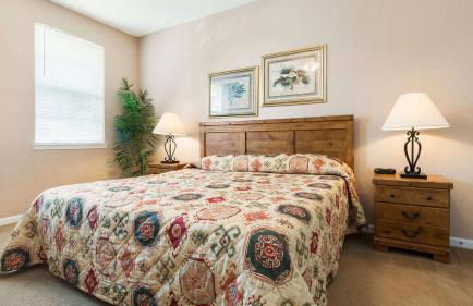 Disney's Den - Closer to all the fun! - Foto 5