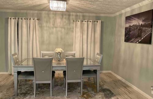 Renovated 3bedroom 2.5bath 2 story house w/ garage - Foto 8