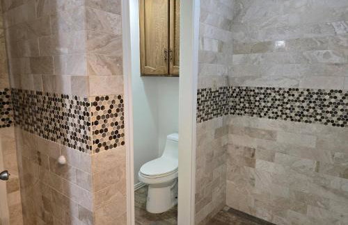 Diamond Waters near DFW & Stadium , Private Pool - Foto 6