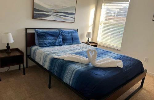 270 - Gracious 3 Bedroom Home Near Disney with Pool - Foto 22