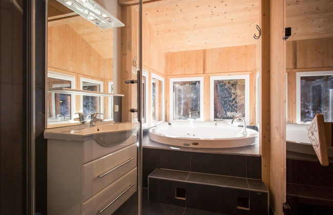 Cozy Chalet With hot tub - Foto 13