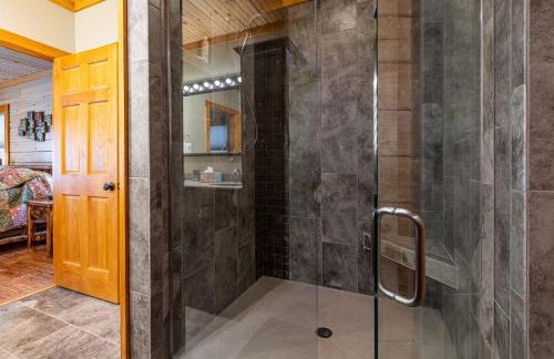 Luxury 4BR Log Cabin Near SIU & Wine Trail - Foto 21