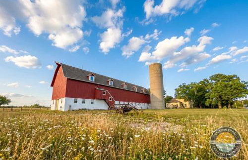 Historic 1868 Farmhouse Kettle Moraine Getaway - Foto 12