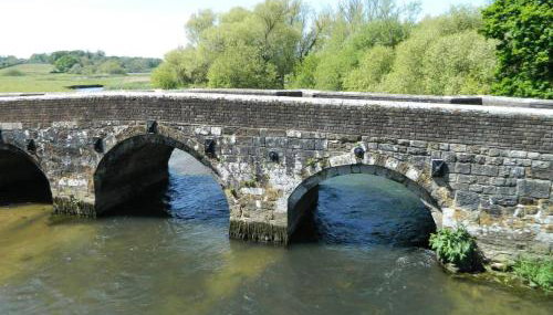 River Cottage a country retreat in wooded gardens - Foto 4