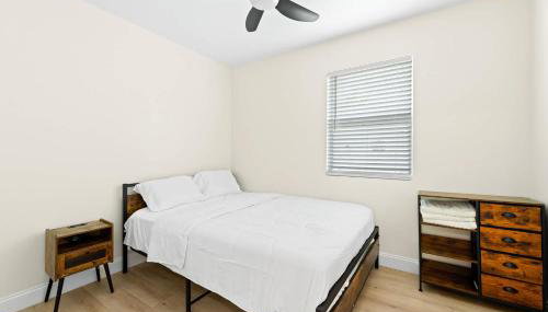 Recently Remodeled Mins from beach+Putting Green - Foto 2