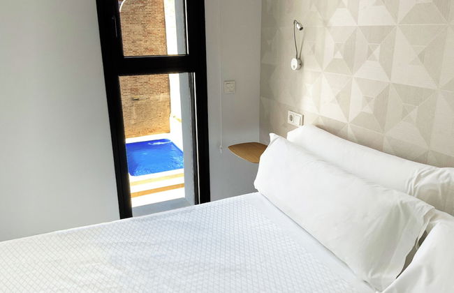 Feelathome Rivero Apartments - Photo 9