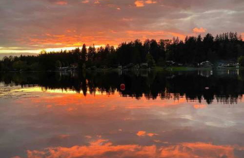 Unique Waterfront Cottage 34 Mi To Mt Rainier - Foto 18