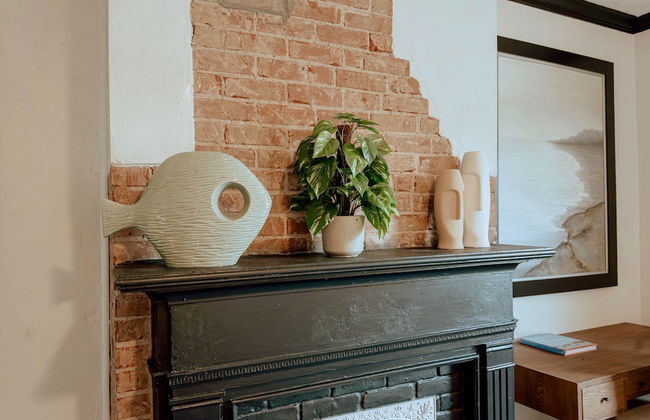 Cozy 6BR Home Near Plaza Dist -sleeps 15 - Photo 10