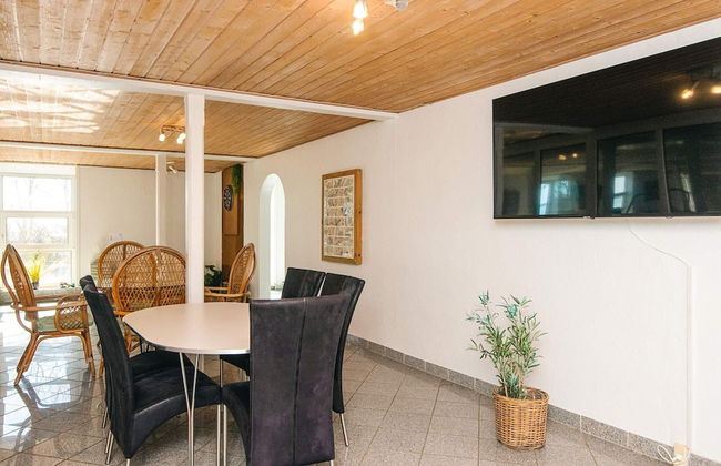 20 Person Holiday Home in Karby - Foto 50