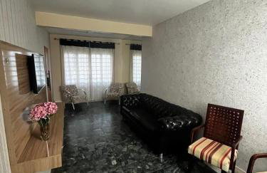 Apto amplo no Coração de Barreiras 3 Quartos 4 Banheiros Comporta até 7 hóspedes 157m2 - Photo 1